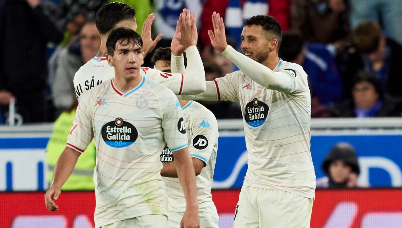Valladolid secures thrilling win over Alavés with stellar performances from Moroccan players