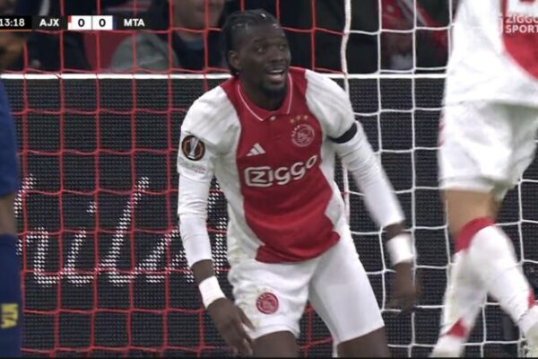 Bertrand Traoré shines with stunning goal against Maccabi Tel Aviv in Europa League