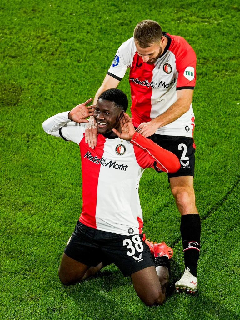  Ibrahim Osman’s late goal seals Feyenoord’s 3-2 thriller over AZ Alkmaar