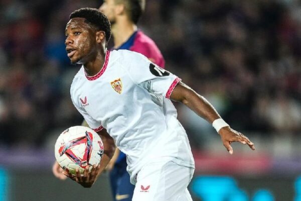Aston Villa shows keen interest in Sevilla’s rising star Stanis Idumbo Muzambo