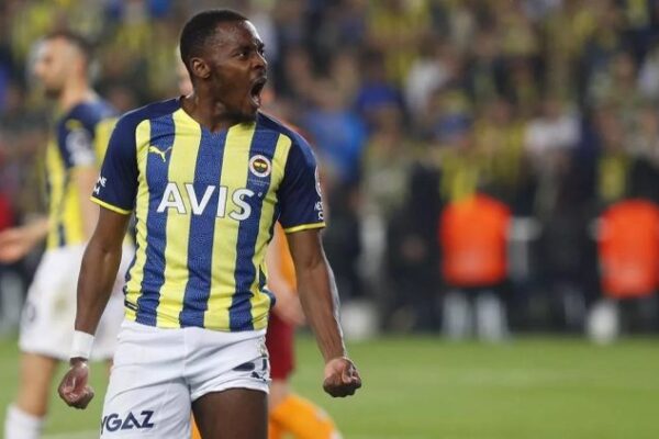 Bright Osayi-Samuel linked to Fulham amid Fenerbahçe contract talks