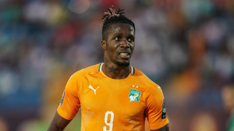 Wilfried Zaha’s struggles continue at Olympique Lyonnais