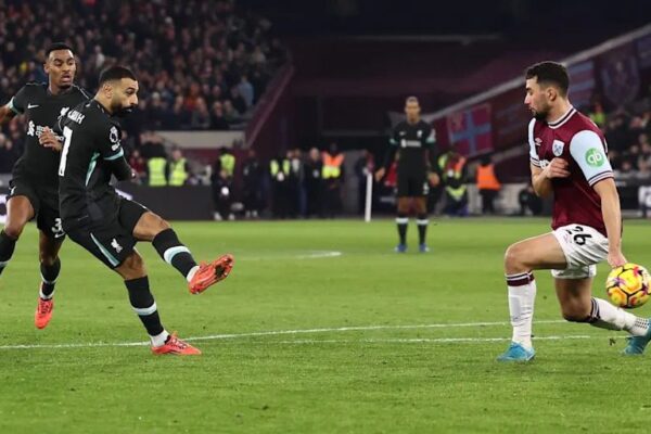 Unstoppable Mohamed Salah scores and assists two goals as Liverpool hammer West Ham 5-0