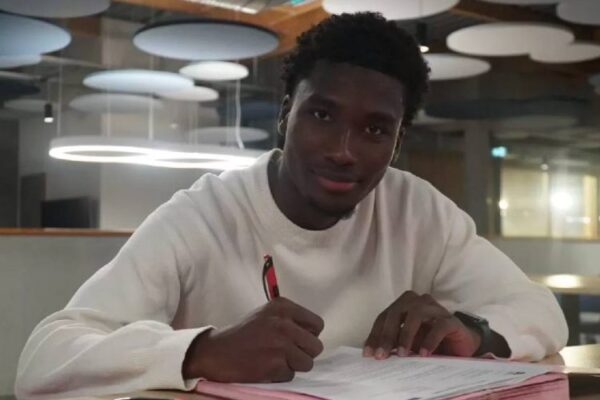 Abd-Elmajid Djaé signs first professional contract with Dijon