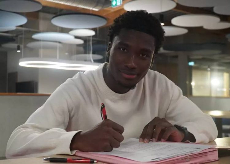 Abd-Elmajid Djaé signs first professional contract with Dijon