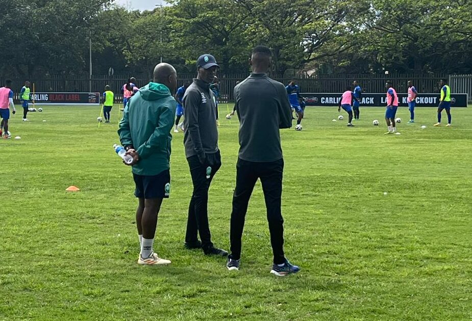 Afrique Du Sud Le Co Entraineur DAmaZulu Vusi Vilakazi Compare Ses Situations Actuelles Et Passees Thumbnail