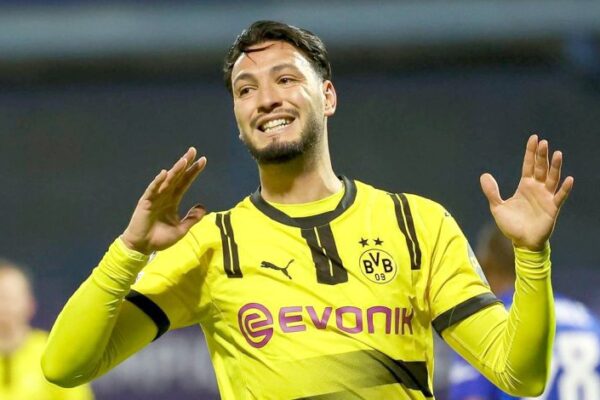 Algerian defender Ramy Bensebaïni named in Bundesliga Team of the Week amid injury concern