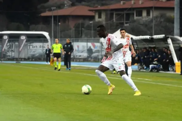 Davis Mensah provides an assist as Mantova topples Frosinone in historic clash