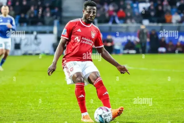 Vejle Boldklub and Ghanaian midfielder Ebenezer Ofori part ways