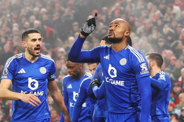 Jordan Ayew scores early, but Liverpool triumphs over Leicester in 3-1 comeback victory