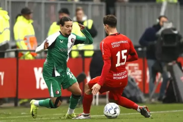 Marco van Basten lauds Anis Hadj-Moussa's stellar performances for Feyenoord