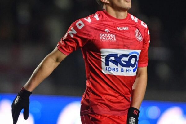 Abdelkahar Kadri suffers serious knee injury in KV Kortrijk defeat