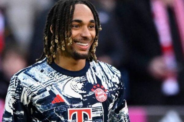 Sacha Boey turns down move to Olympique de Marseille