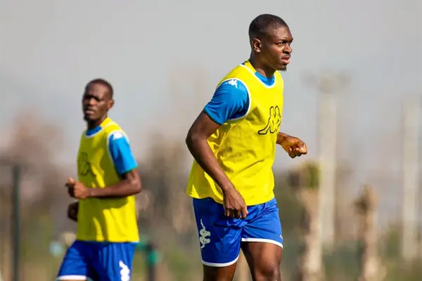 Paris FC in talks to sign Gabon defender Sidney Obissa