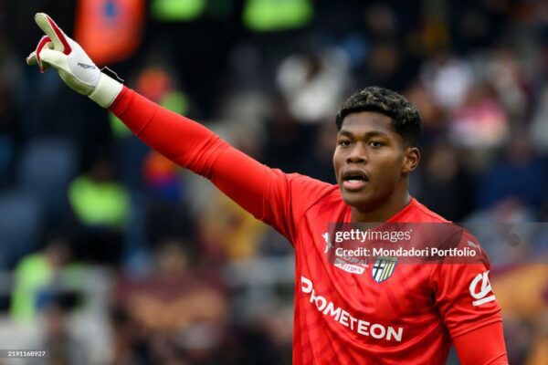AC Milan turn to Ghanaian-Japanese goalkeeper Zion Suzuki amid Maignan uncertainty