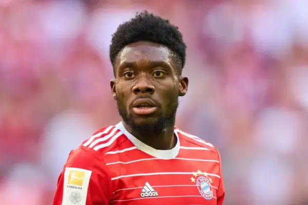 Real Madrid withdraws interest to sign Ghanaian-born defender Alphonso Davies from Bayern Munich