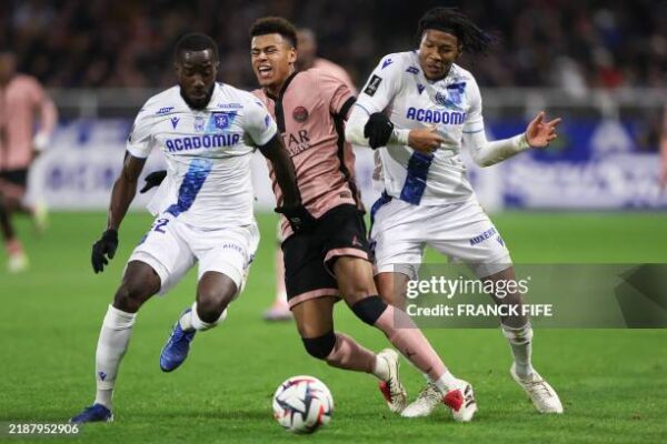 Nigerian defender Gabriel Osho names Elisha Owusu and Gideon Mensah as his best friends