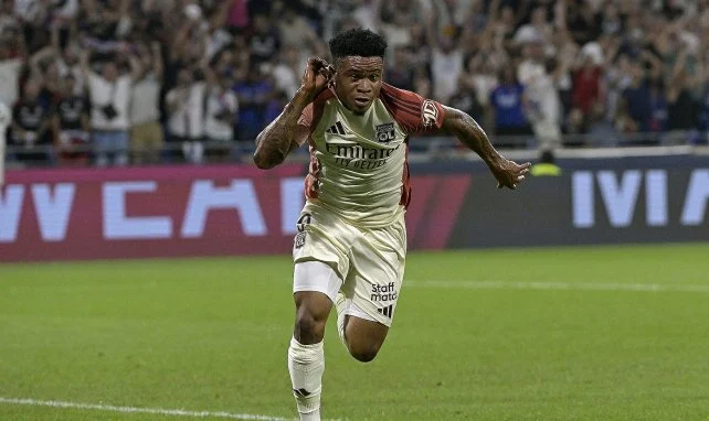 Lens pursues Gift Orban with initial offer rejected