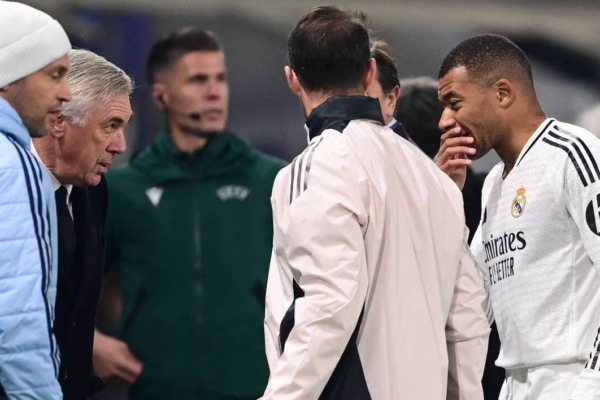 Kylian Mbappé hamstring discomfort raises minor concerns