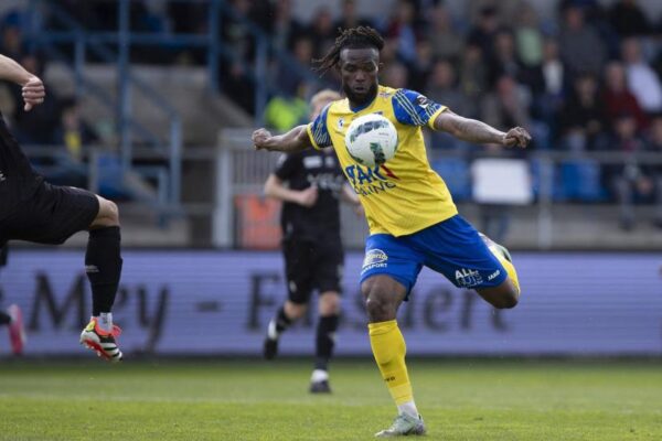 Striker Goduine Koyalipou to undergo medicals on Wednesday ahead of Lens move