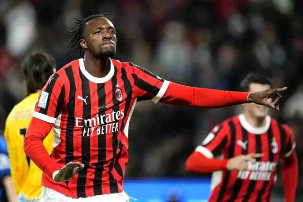 AC Milan and AS Roma negotiate to secure permanent deals for Tammy Abraham and Alexis Saelemaekers