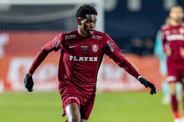 Béni Nkololo making strides with Cluj in Romanian top flight