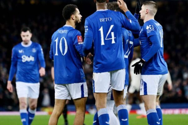 Iliman Ndiaye helps Everton advance in FA Cup with late goal