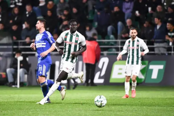 Aliou Badji stars in Red Star's victory over Rodez