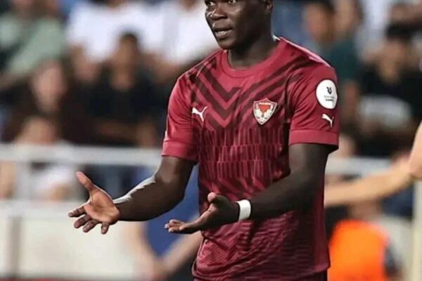 Vincent Aboubakar’s stunning attempt nearly seals glory for Hatayspor