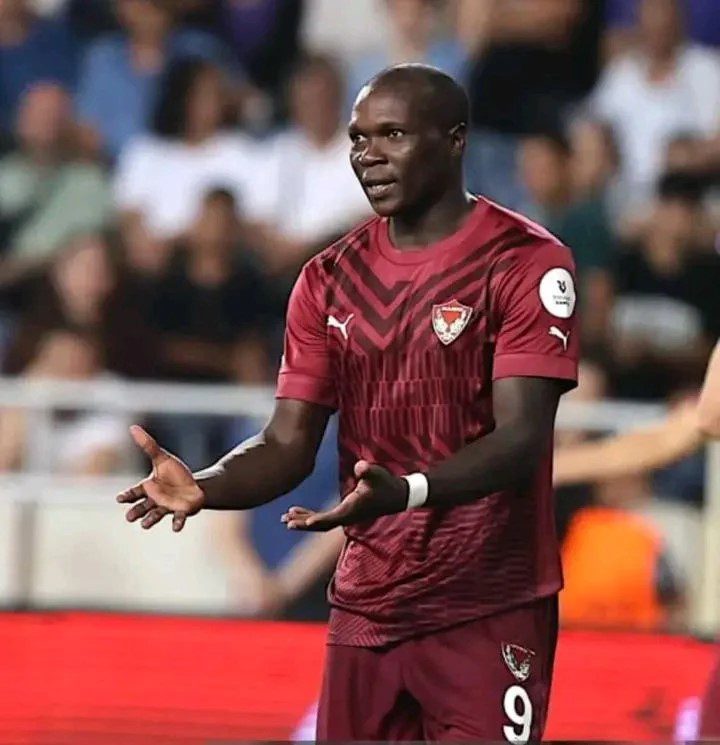 Vincent Aboubakar’s stunning attempt nearly seals glory for Hatayspor
