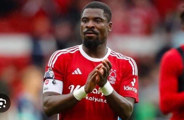 Serge Aurier: Benfica eyeing veteran Ivorian right-back amid injury crisis