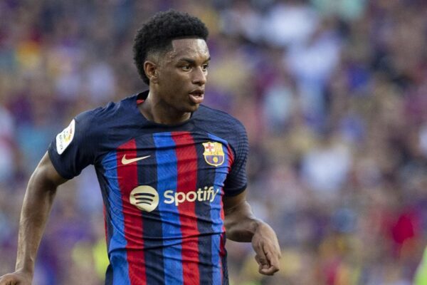 Barcelona to reject all offers for Guinea-Bissau defender Alejandro Balde