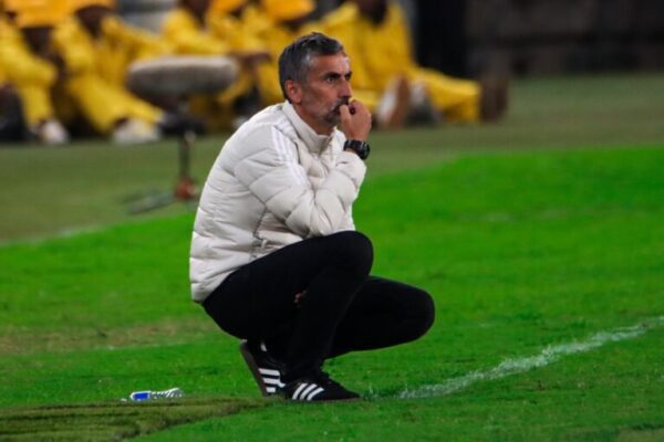 Orlando Pirates coach Jose Riveiro sets 70-Point target in bid for South African League title