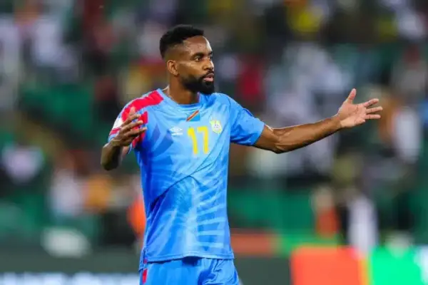 Cédric Bakambu returns to training after injury setback