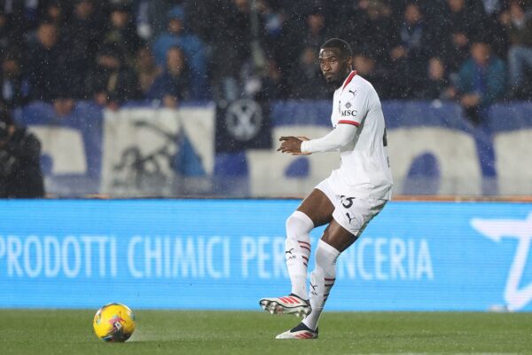Fikayo Tomori dismisses Tottenham links as Milan prepare for Feyenoord clash