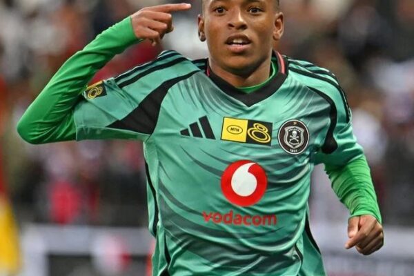 Al Ahly deny talks with Orlando Pirates winger Relebohele Mofokeng over a possible transfer
