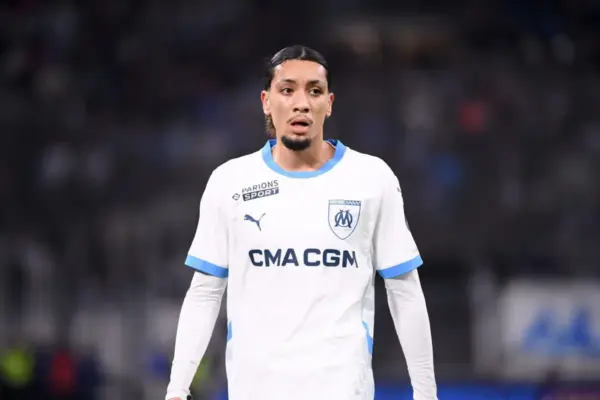 Moroccan midfielder Bilal Nadir reacts to arrival of Algerian rival at OM