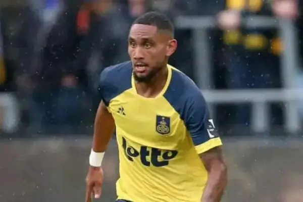 Madagascar’s Loïc Lapoussin earns praise from Saint-Trond coach Felice Mazzù