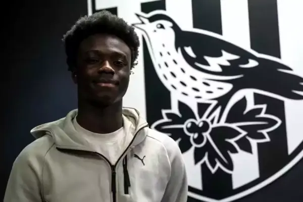 West Bromwich Albion secure rising talent Dauda Iddrisa with first professional contract
