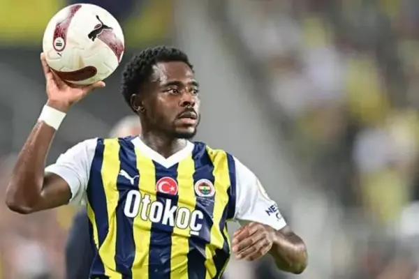 Nigeria’s Osayi-Samuel keeps future open amid contract uncertainty at Fenerbahce