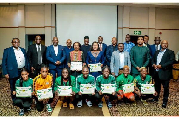 Ten FA President attended the FAZ awards dinner