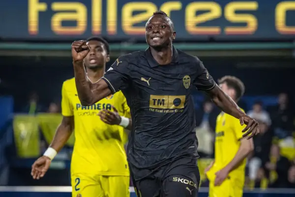 Valencia manager praises Umar Sadiq’s late equaliser against Villarreal