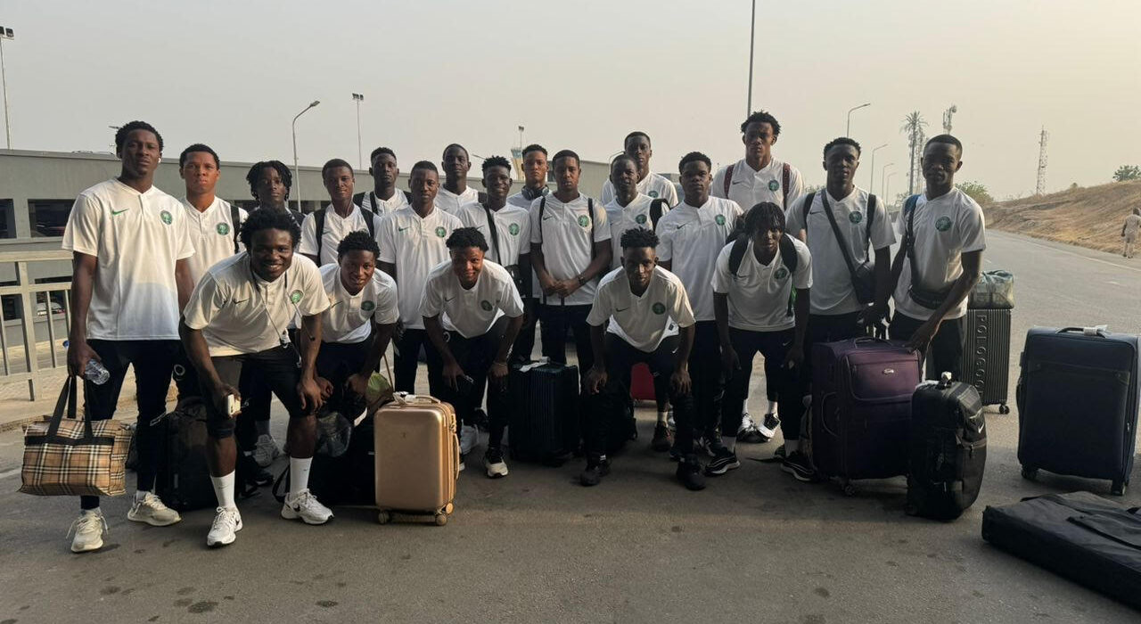 Les Flying Eagles Du Nigeria Arrivent A Abidjan Pour Affronter La Cote DIvoire Thumbnail 1