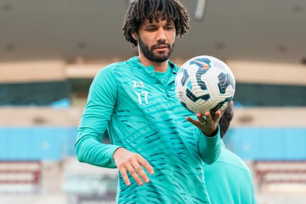 Mohamed Elneny’s fiery moment with Baniyas coach highlights Al Jazira’s defeat (Video)