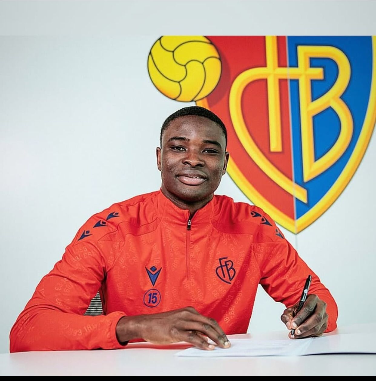 Ghanaian defender Daniel Asiedu joins Swiss side FC Basel