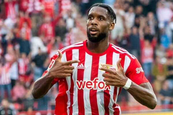 Cameroonian-born striker Jordan Siebatcheu returns to Stade de Reims