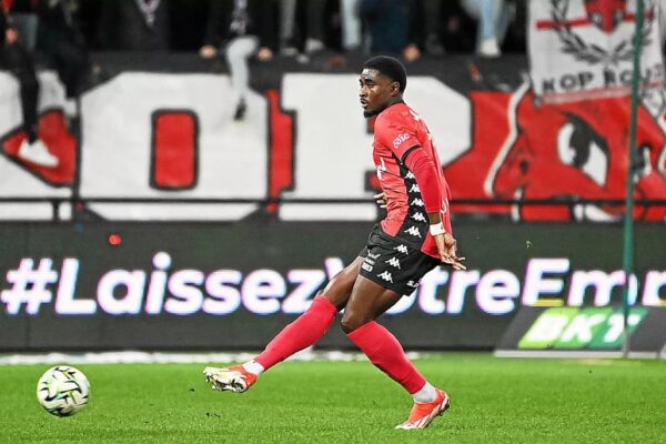 Senegalese defender Donatien Gomis extends Guingamp stay until 2027