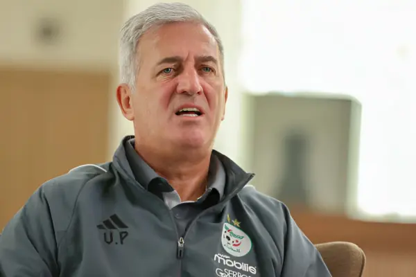 Algerian striker Nadhir Benbouali eager for national team return