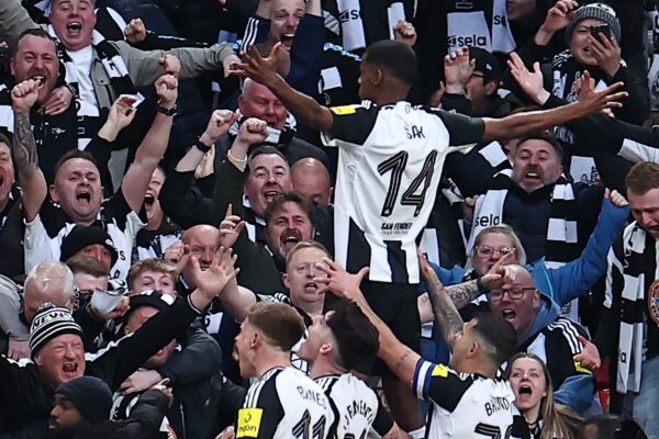 Swedish-Eritrean striker Alexander Isak wins Carabao Cup with Newcastle after victory against Liverpool