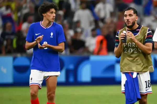 Algeria Increases pressure on Cherki and Akliouche over international commitment